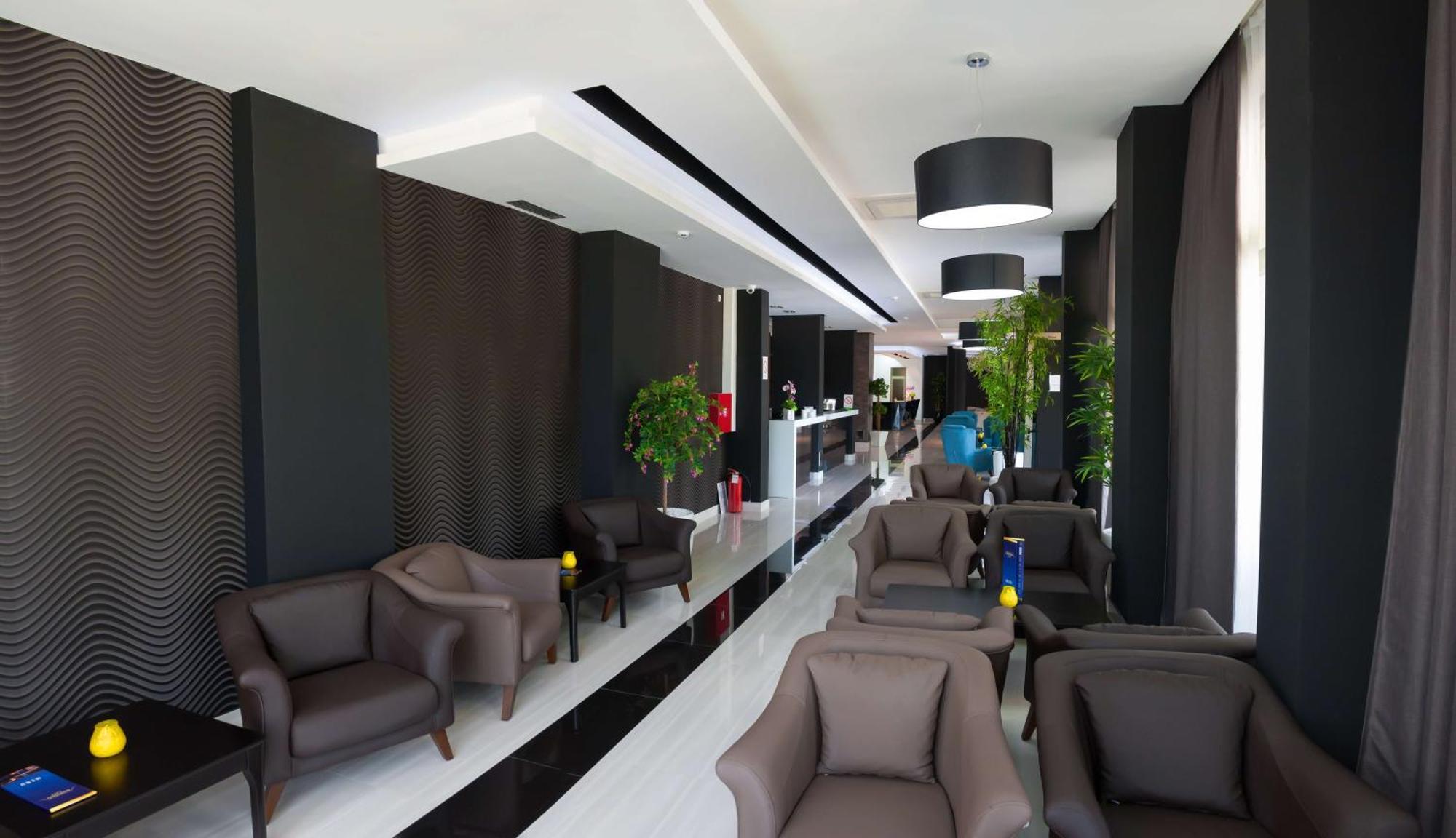 Bosphorus Hotel 阿莱克西纳茨 外观 照片